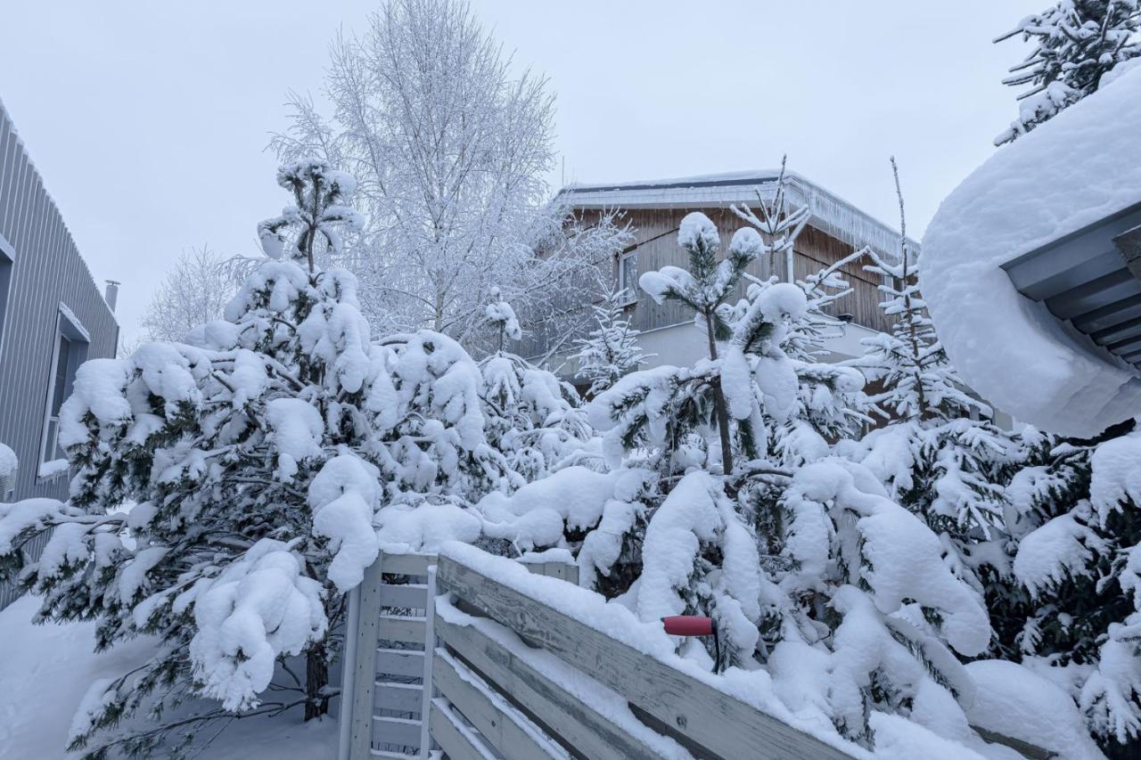 Chalet Yakhroma Villa Exterior photo